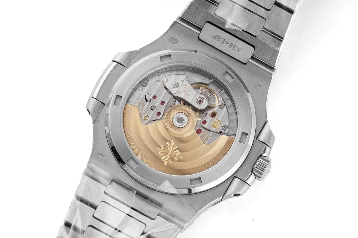 Nautilus Jumbo 5711 D1am0nd Dial in White Gold with Paved D1am0nds