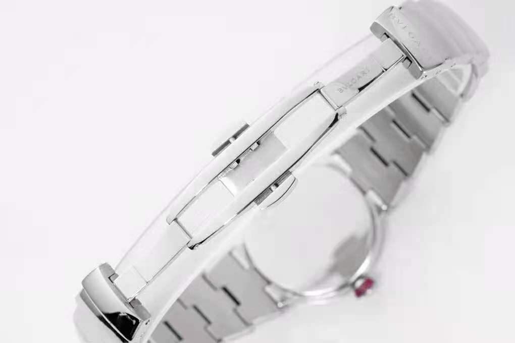 Lvcea Silver Dial in Steel with D1am0nd Bezel